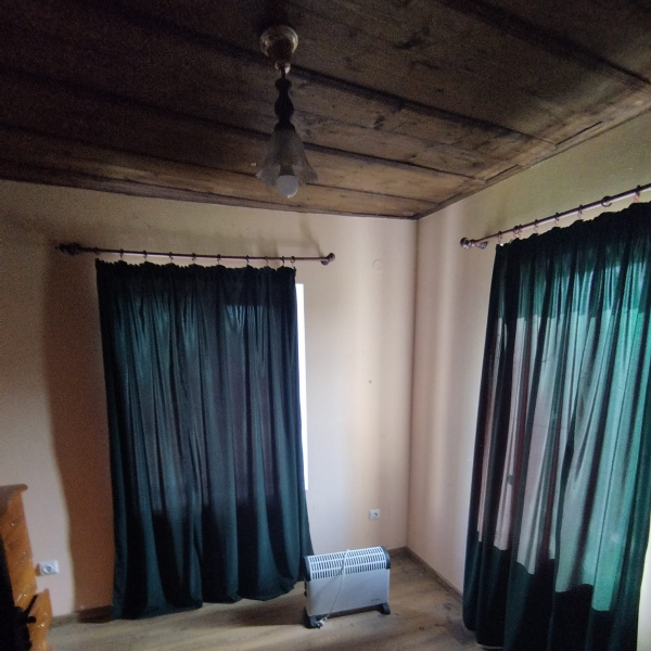 Veliko Tarnovo, 5000, 3 Bedrooms Bedrooms, ,2 BathroomsBathrooms,Villa,For Sale,1001